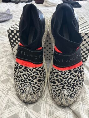 Stella McCartney Black, White & Neon Coral Leopard Knit Slip-On Sneakers